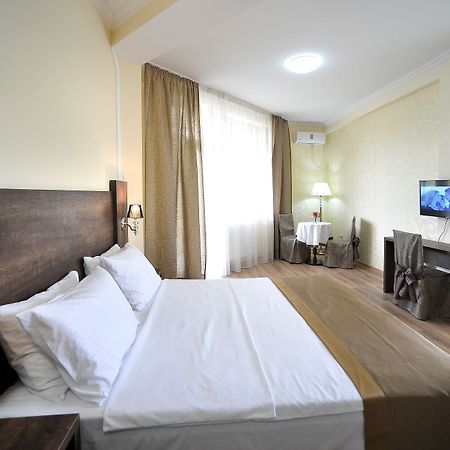 Rk Hotel Тбилиси Экстерьер фото