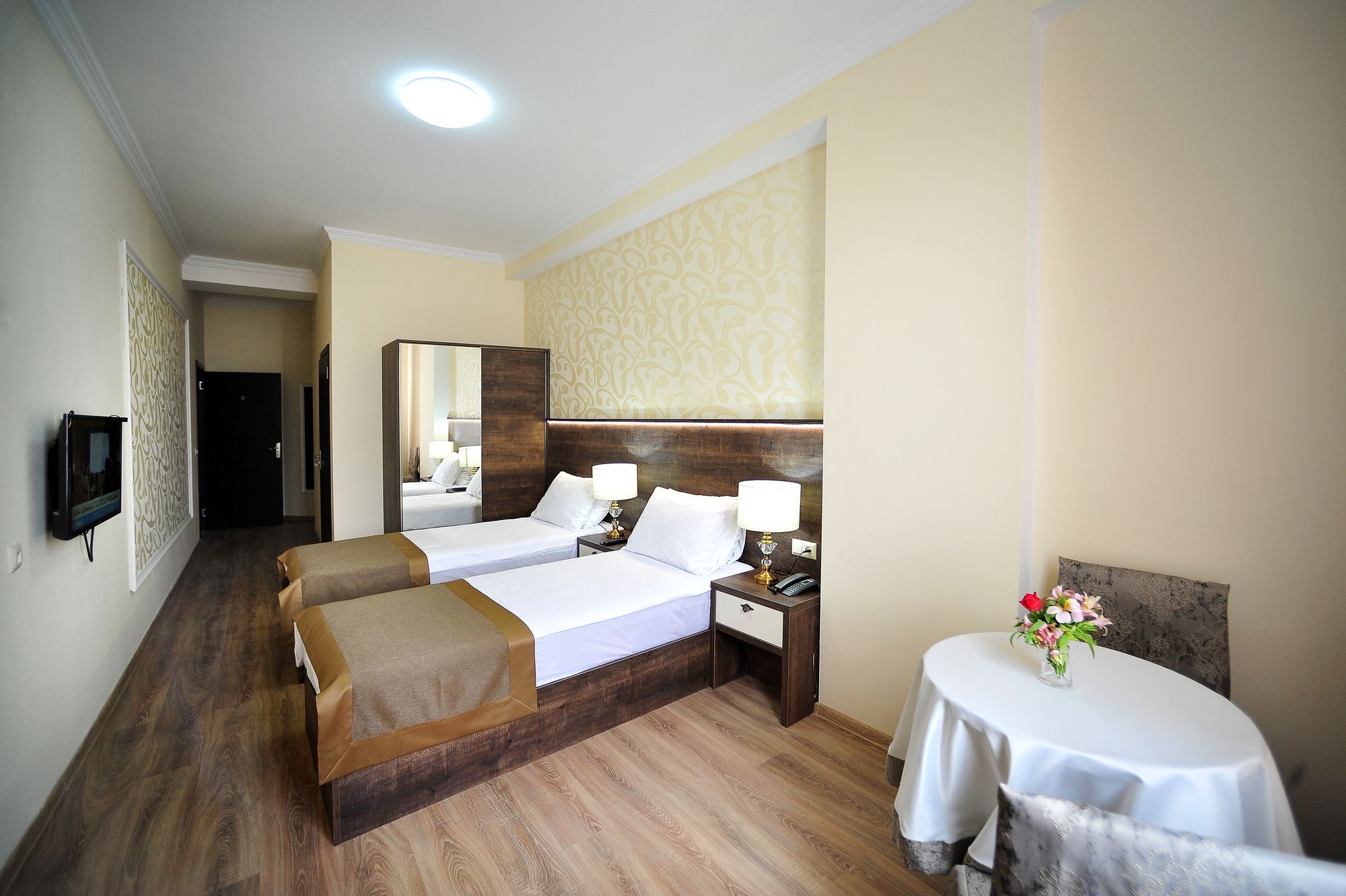 Rk Hotel Тбилиси Экстерьер фото